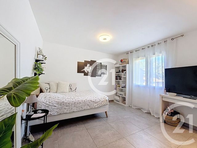 Maison &agrave; vendre - 4 pi&egrave;ces - 131,27 m2 - St Martin De Crau - 13 - PROVENCE-ALPES-COTE-D-AZUR