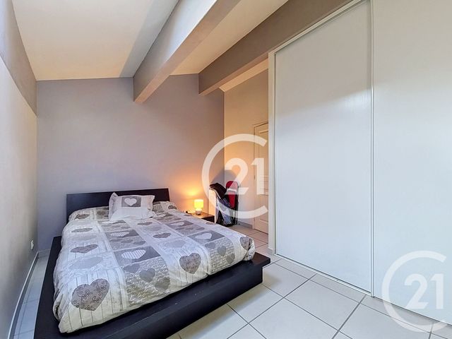 Appartement F2 &agrave; vendre - 2 pi&egrave;ces - 57,33 m2 - St Martin De Crau - 13 - PROVENCE-ALPES-COTE-D-AZUR