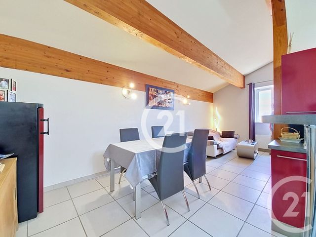Appartement F2 &agrave; vendre - 2 pi&egrave;ces - 57,33 m2 - St Martin De Crau - 13 - PROVENCE-ALPES-COTE-D-AZUR