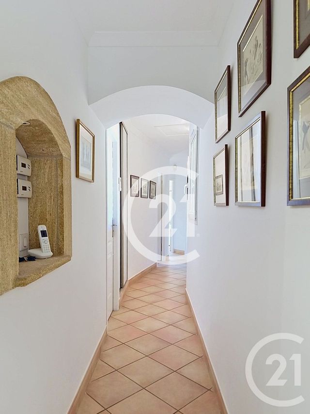 Maison &agrave; vendre - 7 pi&egrave;ces - 207 m2 - St Martin De Crau - 13 - PROVENCE-ALPES-COTE-D-AZUR