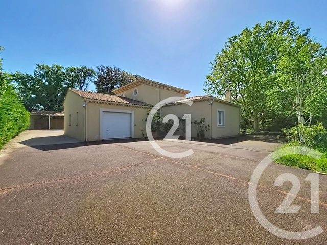 Maison &agrave; vendre - 7 pi&egrave;ces - 207 m2 - St Martin De Crau - 13 - PROVENCE-ALPES-COTE-D-AZUR