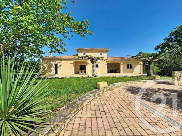 Maison &agrave; vendre - 7 pi&egrave;ces - 207 m2 - St Martin De Crau - 13 - PROVENCE-ALPES-COTE-D-AZUR