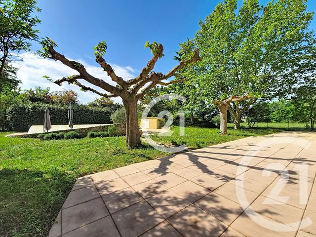 Maison &agrave; vendre - 7 pi&egrave;ces - 207 m2 - St Martin De Crau - 13 - PROVENCE-ALPES-COTE-D-AZUR