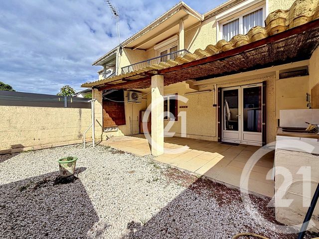 Maison &agrave; vendre - 5 pi&egrave;ces - 119,11 m2 - St Martin De Crau - 13 - PROVENCE-ALPES-COTE-D-AZUR