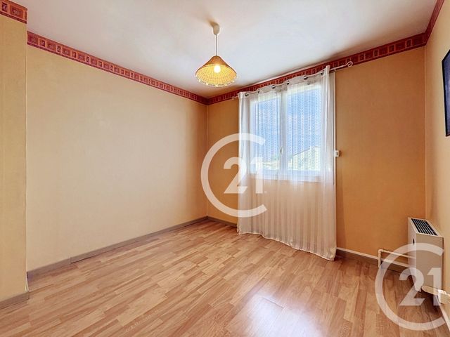 Maison &agrave; vendre - 5 pi&egrave;ces - 119,11 m2 - St Martin De Crau - 13 - PROVENCE-ALPES-COTE-D-AZUR