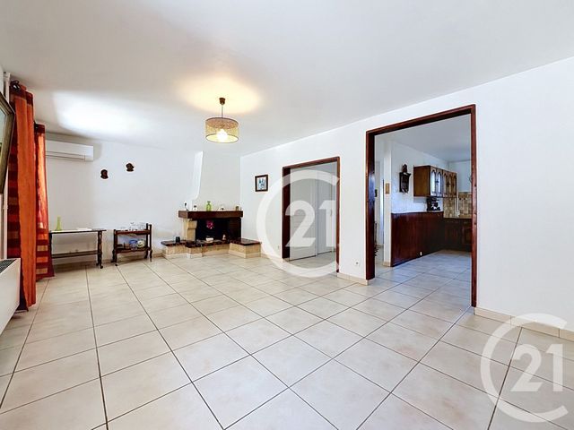 Maison &agrave; vendre - 5 pi&egrave;ces - 119,11 m2 - St Martin De Crau - 13 - PROVENCE-ALPES-COTE-D-AZUR