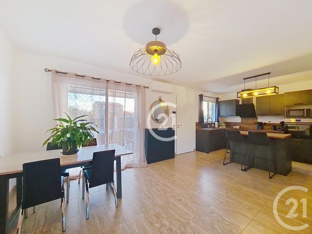 Maison &agrave; louer - 4 pi&egrave;ces - 81 m2 - Raphele Les Arles - 13 - PROVENCE-ALPES-COTE-D-AZUR