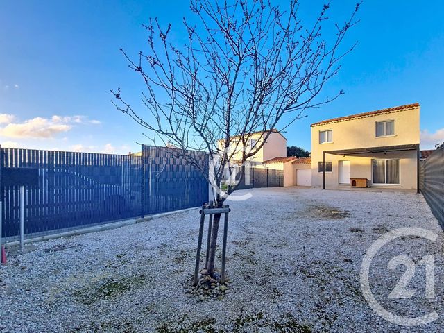 Maison &agrave; louer - 4 pi&egrave;ces - 81 m2 - Raphele Les Arles - 13 - PROVENCE-ALPES-COTE-D-AZUR