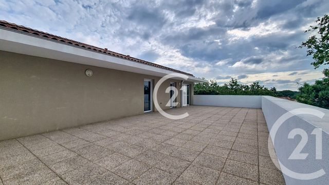 Appartement F4 &agrave; vendre - 4 pi&egrave;ces - 89,79 m2 - St Martin De Crau - 13 - PROVENCE-ALPES-COTE-D-AZUR