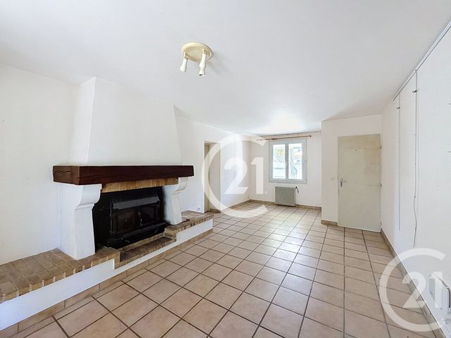 Maison &agrave; vendre - 5 pi&egrave;ces - 146,69 m2 - St Martin De Crau - 13 - PROVENCE-ALPES-COTE-D-AZUR