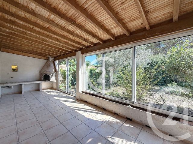 Maison &agrave; vendre - 5 pi&egrave;ces - 146,69 m2 - St Martin De Crau - 13 - PROVENCE-ALPES-COTE-D-AZUR