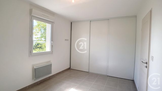Maison &agrave; louer - 3 pi&egrave;ces - 68,65 m2 - St Martin De Crau - 13 - PROVENCE-ALPES-COTE-D-AZUR