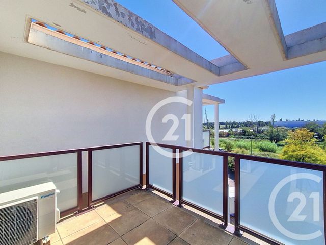 Appartement T4 &agrave; vendre - 5 pi&egrave;ces - 80 m2 - St Martin De Crau - 13 - PROVENCE-ALPES-COTE-D-AZUR