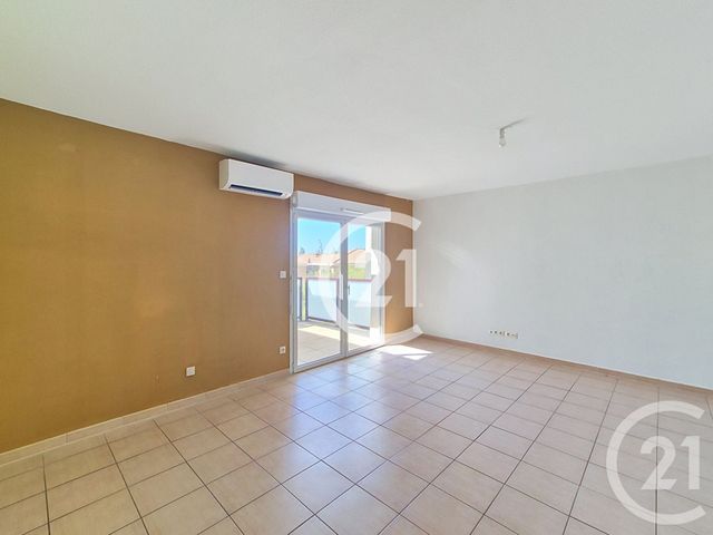 Appartement T4 &agrave; vendre - 5 pi&egrave;ces - 80 m2 - St Martin De Crau - 13 - PROVENCE-ALPES-COTE-D-AZUR