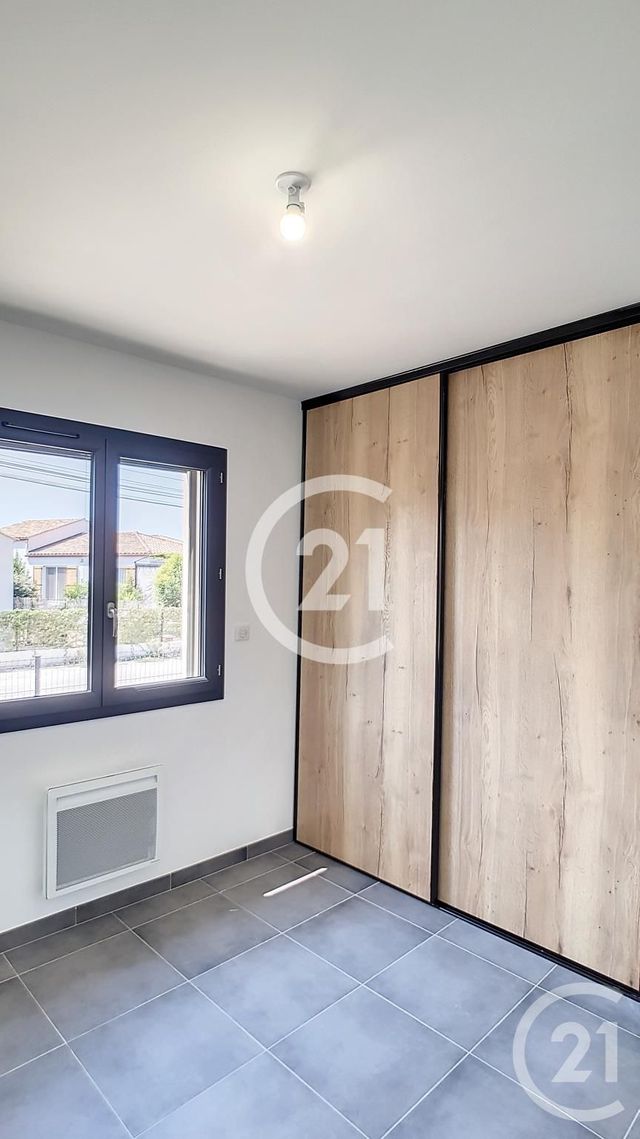 Maison &agrave; louer - 3 pi&egrave;ces - 60,45 m2 - Mas Thibert - 13 - PROVENCE-ALPES-COTE-D-AZUR