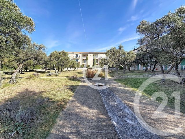 Appartement F3 &agrave; vendre - 3 pi&egrave;ces - 56,11 m2 - Paradou - 13 - PROVENCE-ALPES-COTE-D-AZUR