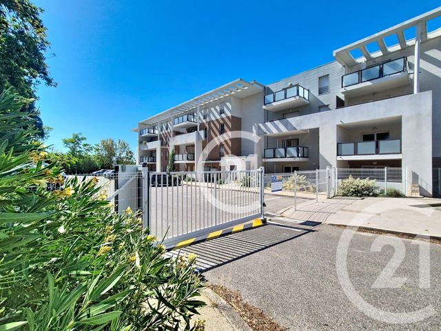 Appartement T3 &agrave; vendre - 3 pi&egrave;ces - 62,91 m2 - St Martin De Crau - 13 - PROVENCE-ALPES-COTE-D-AZUR
