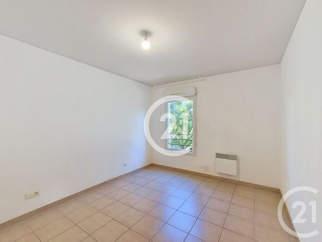 Appartement T3 &agrave; vendre - 3 pi&egrave;ces - 62,91 m2 - St Martin De Crau - 13 - PROVENCE-ALPES-COTE-D-AZUR