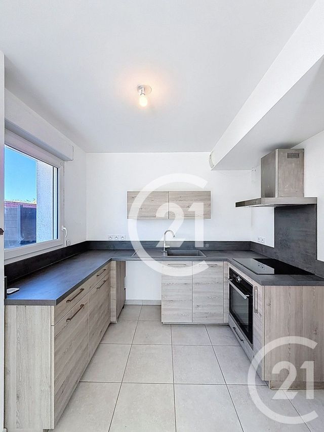 Maison &agrave; vendre - 4 pi&egrave;ces - 90,24 m2 - St Martin De Crau - 13 - PROVENCE-ALPES-COTE-D-AZUR