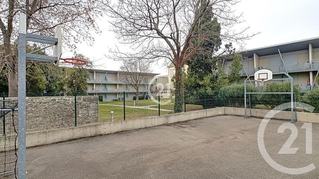 Appartement T2 &agrave; louer - 2 pi&egrave;ces - 44,13 m2 - Arles - 13 - PROVENCE-ALPES-COTE-D-AZUR