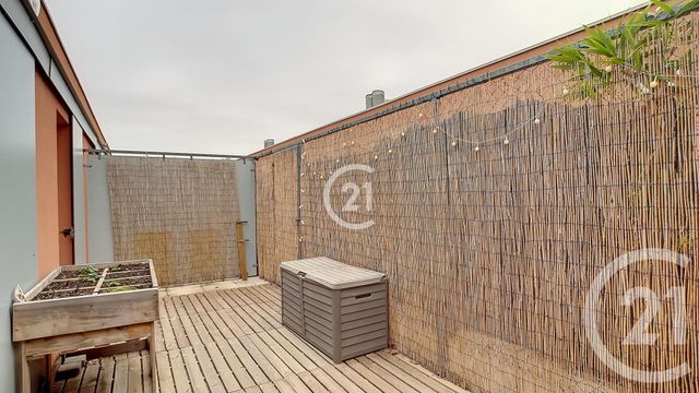 Appartement T2 &agrave; louer - 2 pi&egrave;ces - 44,13 m2 - Arles - 13 - PROVENCE-ALPES-COTE-D-AZUR