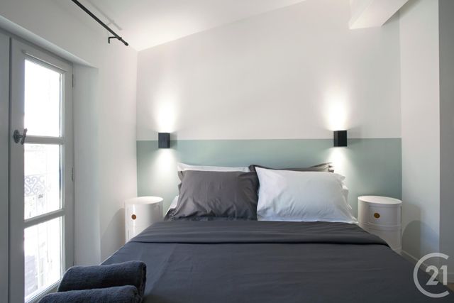 Appartement F2 &agrave; louer - 2 pi&egrave;ces - 31,99 m2 - Arles - 13 - PROVENCE-ALPES-COTE-D-AZUR