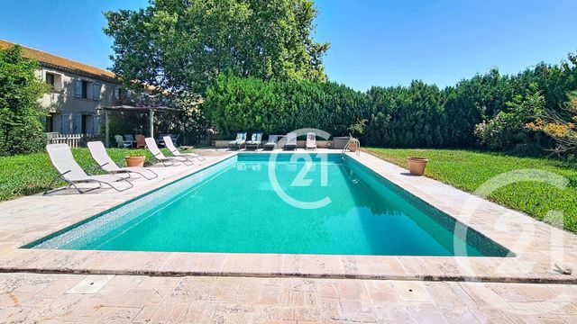 Maison &agrave; vendre - 12 pi&egrave;ces - 265,90 m2 - St Martin De Crau - 13 - PROVENCE-ALPES-COTE-D-AZUR