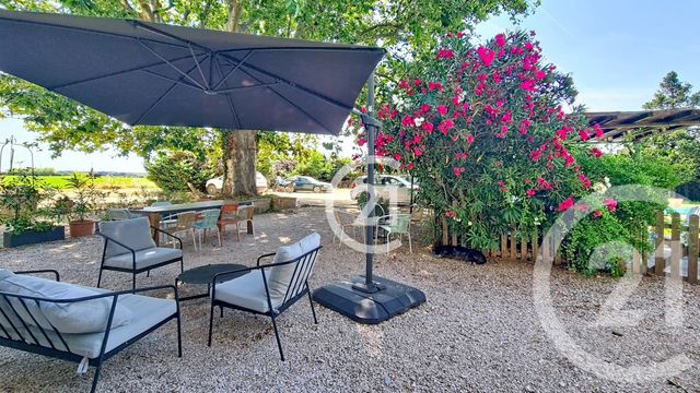 Maison &agrave; vendre - 12 pi&egrave;ces - 265,90 m2 - St Martin De Crau - 13 - PROVENCE-ALPES-COTE-D-AZUR