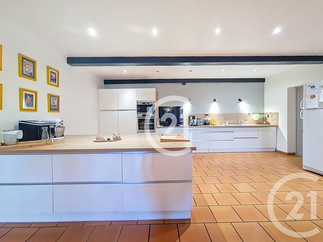 Maison &agrave; vendre - 12 pi&egrave;ces - 265,90 m2 - St Martin De Crau - 13 - PROVENCE-ALPES-COTE-D-AZUR