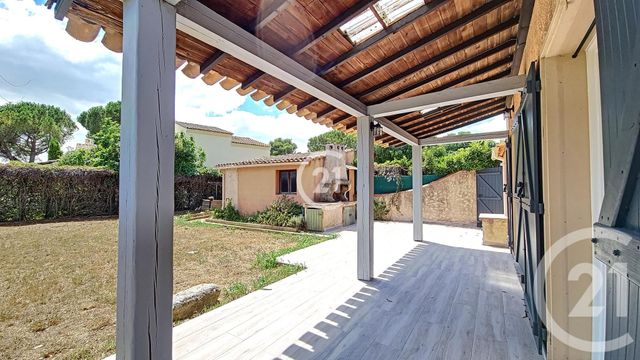 Maison &agrave; louer - 4 pi&egrave;ces - 107,14 m2 - St Martin De Crau - 13 - PROVENCE-ALPES-COTE-D-AZUR