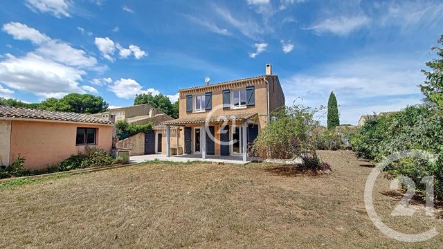 Maison &agrave; louer - 4 pi&egrave;ces - 107,14 m2 - St Martin De Crau - 13 - PROVENCE-ALPES-COTE-D-AZUR