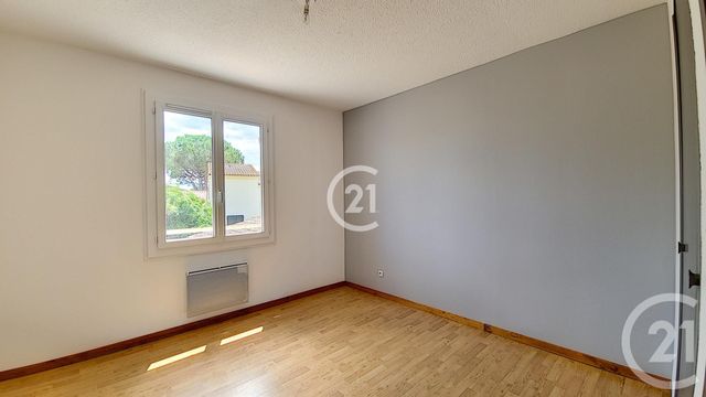 Maison &agrave; louer - 4 pi&egrave;ces - 107,14 m2 - St Martin De Crau - 13 - PROVENCE-ALPES-COTE-D-AZUR