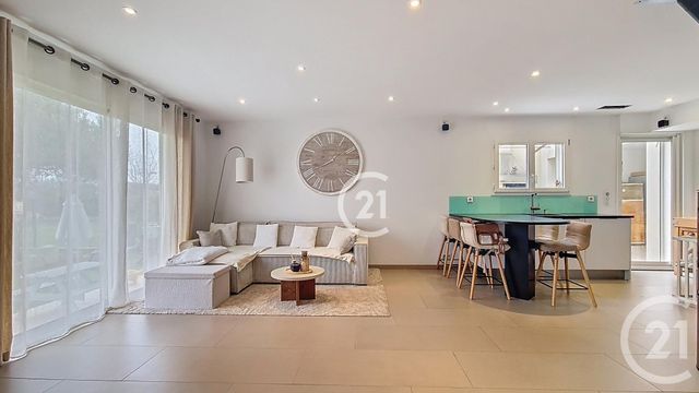Maison &agrave; vendre - 4 pi&egrave;ces - 98 m2 - St Gilles - 30 - LANGUEDOC-ROUSSILLON