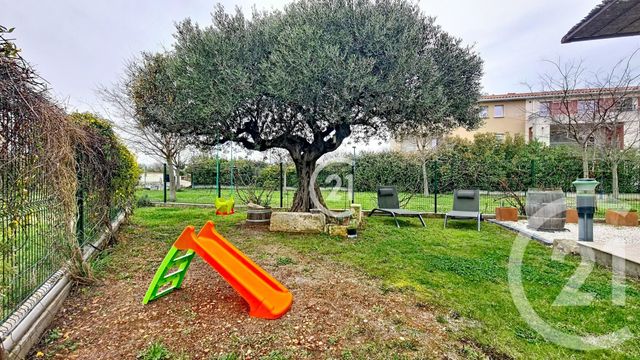 Maison &agrave; vendre - 4 pi&egrave;ces - 98 m2 - St Gilles - 30 - LANGUEDOC-ROUSSILLON