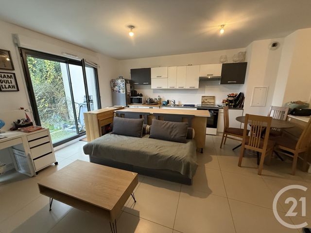 Appartement F2 à vendre - 2 pièces - 45 m2 - Rosny Sous Bois - 93 - ILE-DE-FRANCE