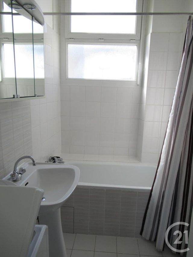 Appartement F2 &agrave; louer - 2 pi&egrave;ces - 39,73 m2 - Vincennes - 94 - ILE-DE-FRANCE