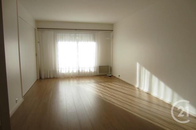 Appartement F3 &agrave; louer - 3 pi&egrave;ces - 65,25 m2 - Vincennes - 94 - ILE-DE-FRANCE