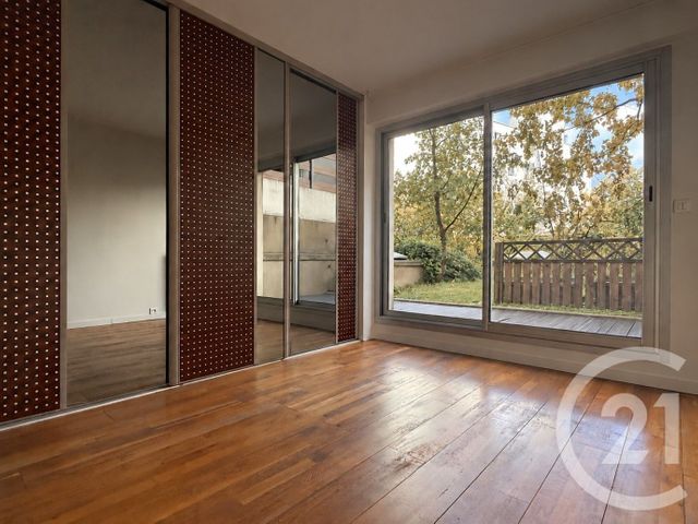 Appartement F3 &agrave; vendre - 3 pi&egrave;ces - 65,83 m2 - Paris - 75018 - ILE-DE-FRANCE