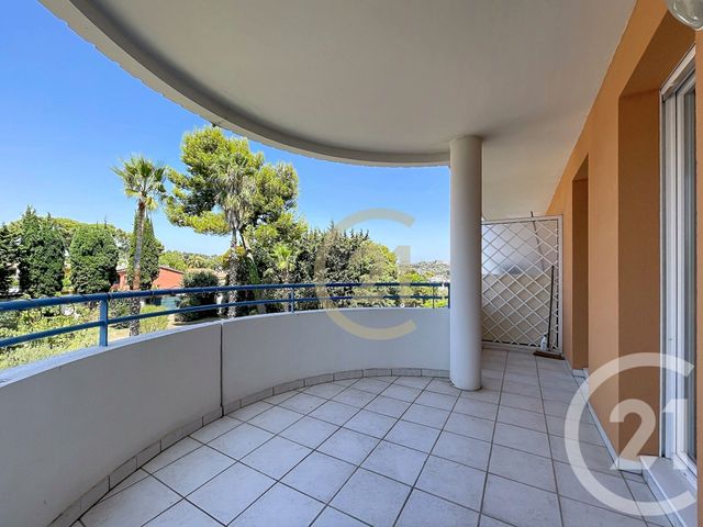 Appartement F4 &agrave; vendre - 4 pi&egrave;ces - 125 m2 - Cannes La Bocca - 06 - PROVENCE-ALPES-COTE-D-AZUR