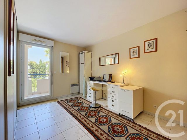 Appartement F4 &agrave; vendre - 4 pi&egrave;ces - 125 m2 - Cannes La Bocca - 06 - PROVENCE-ALPES-COTE-D-AZUR