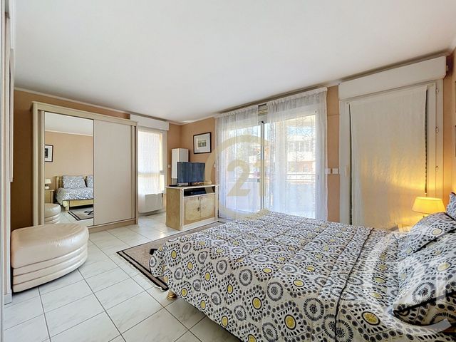 Appartement F4 &agrave; vendre - 4 pi&egrave;ces - 125 m2 - Cannes La Bocca - 06 - PROVENCE-ALPES-COTE-D-AZUR