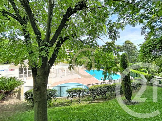 Appartement F4 &agrave; vendre - 4 pi&egrave;ces - 125 m2 - Cannes La Bocca - 06 - PROVENCE-ALPES-COTE-D-AZUR