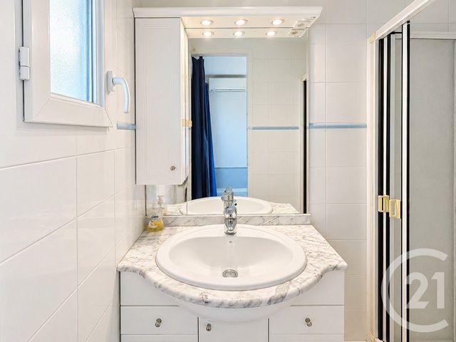 Maison &agrave; vendre - 4 pi&egrave;ces - 102 m2 - Cannes La Bocca - 06 - PROVENCE-ALPES-COTE-D-AZUR