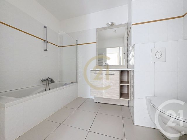 Appartement F2 &agrave; vendre - 2 pi&egrave;ces - 44,08 m2 - Cannes La Bocca - 06 - PROVENCE-ALPES-COTE-D-AZUR