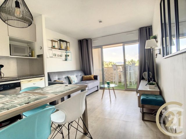Appartement F2 à vendre - 2 pièces - 27 m2 - Cannes La Bocca - 06 - PROVENCE-ALPES-COTE-D-AZUR