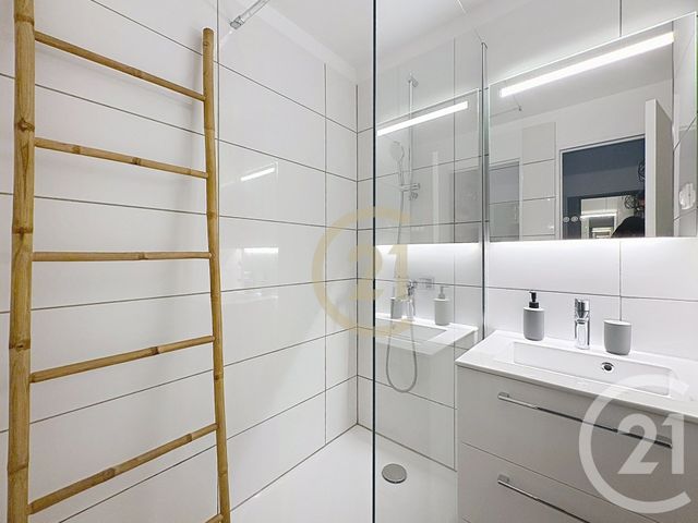 Appartement F2 &agrave; vendre - 2 pi&egrave;ces - 26,91 m2 - Cannes La Bocca - 06 - PROVENCE-ALPES-COTE-D-AZUR