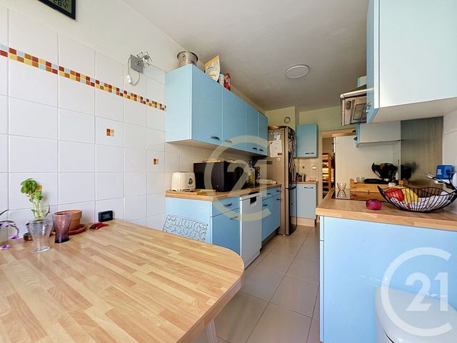 Appartement F6 &agrave; vendre - 6 pi&egrave;ces - 111,93 m2 - Cannes La Bocca - 06 - PROVENCE-ALPES-COTE-D-AZUR