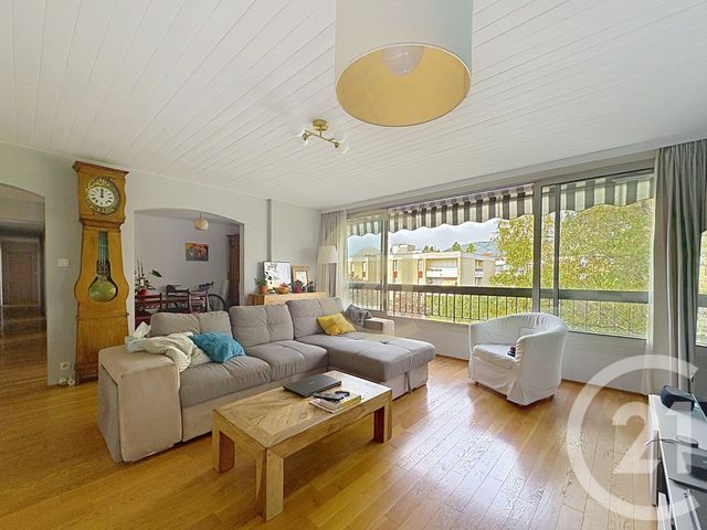 Appartement F6 &agrave; vendre - 6 pi&egrave;ces - 111,93 m2 - Cannes La Bocca - 06 - PROVENCE-ALPES-COTE-D-AZUR