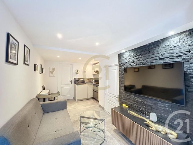 Appartement F2 à vendre - 2 pièces - 28,70 m2 - Cannes - 06 - PROVENCE-ALPES-COTE-D-AZUR