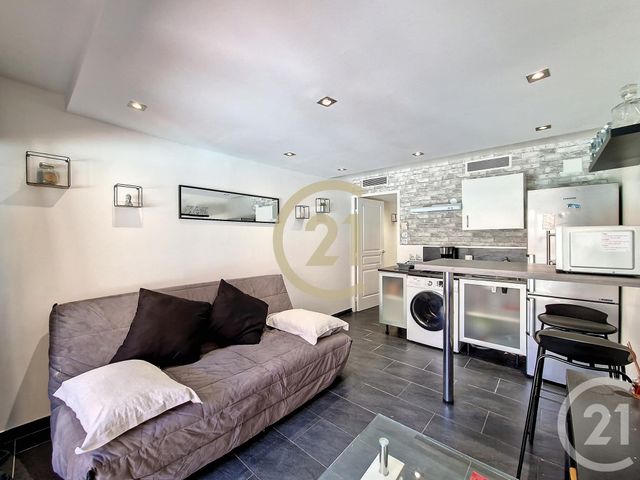 Appartement F2 à vendre - 2 pièces - 25,59 m2 - Cannes La Bocca - 06 - PROVENCE-ALPES-COTE-D-AZUR